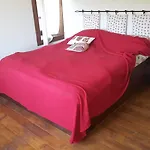 Сasa de vacaciones Pisanata House