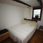 Сasa de vacaciones Pisanata House