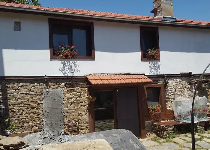 Pisanata House Dedovo